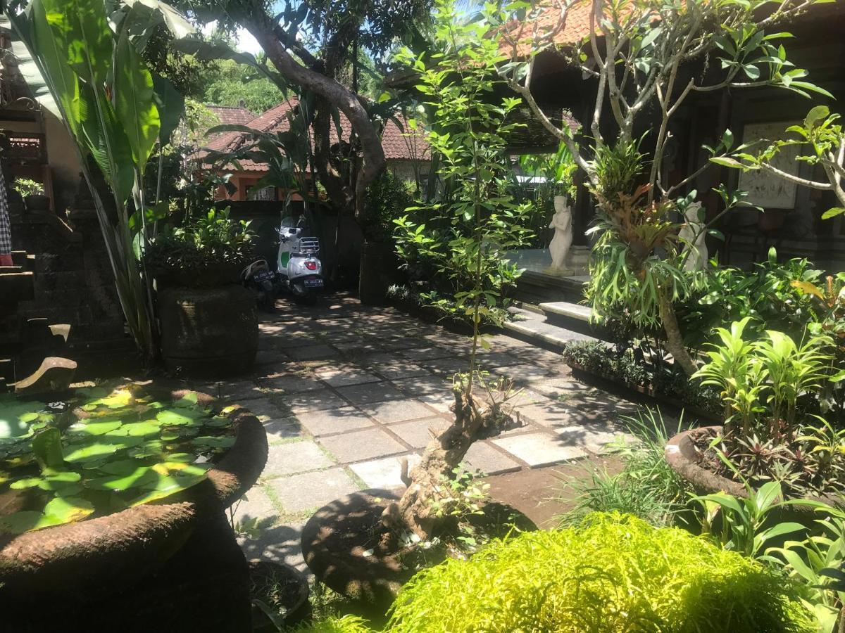 Arsa Wayan Guest House Klungkung エクステリア 写真